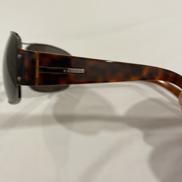 Prada turtle shell sunglasses - Picture 5 of 5
